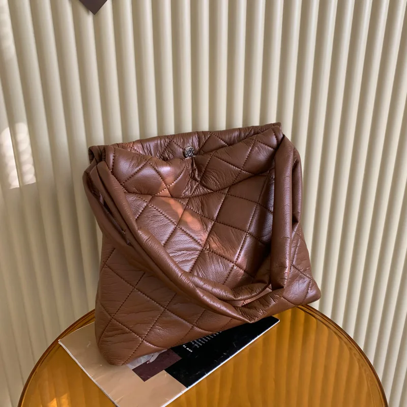 High Capacity Woman Tote Bags For Women Casual Shoulder Bag Handbags Purse Female Fashion Tide Spring 2022 Shopping Bucket Bag
High Capacity Woman Tote Bags For Women Casual Shoulder Bag Handbags Purse Female Fashion Tide Spring 2022 Shopping Bucket Bag