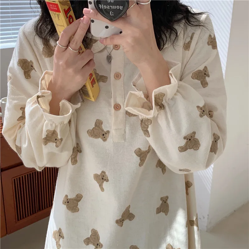 Cartoon Bear Print Autumn Nightgown Women Ruffles Long Sleeve Kawaii Long Sleepwear Loose Cotton Homewear Nightdress
Cartoon Bear Print Autumn Nightgown Women Ruffles Long Sleeve Kawaii Long Sleepwear Loose Cotton Homewear Nightdress