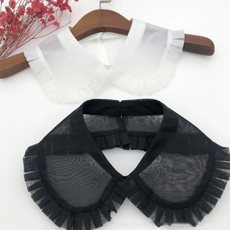Women Organza Sheer Decorative False Fake Collar Ruffled Trim Solid Color Shawl Wrap Mini Cape One Button Detachable Necklace
Women Organza Sheer Decorative False Fake Collar Ruffled Trim Solid Color Shawl Wrap Mini Cape One Button Detachable Necklace