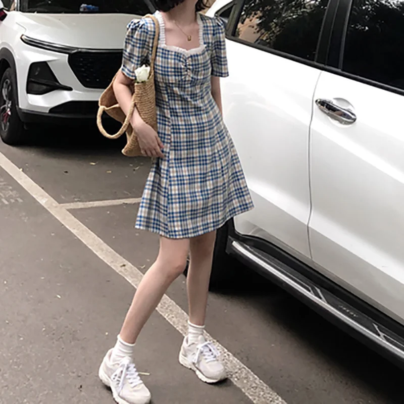 Шикарное клетчатое ретро-платье в гонконгском стиле для женщин, новинка на лето, маленькая трапециевидная юбка в западном стиле с молодежны...
Шикарное клетчатое ретро-платье в гонконгском стиле для женщин, новинка на лето, маленькая трапециевидная юбка в западном стиле с молодежны...