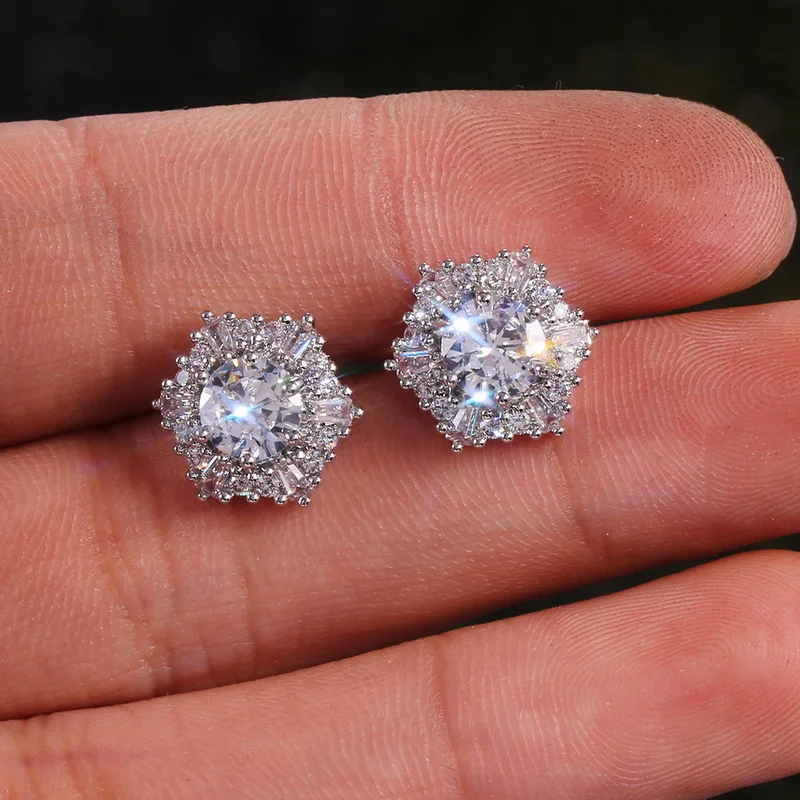 Exquisite Elegant Zircon Geometric Shape Stud Earring For Women Girls Luxury Trendy Jewelry Engagement Wedding Party Gift
Exquisite Elegant Zircon Geometric Shape Stud Earring For Women Girls Luxury Trendy Jewelry Engagement Wedding Party Gift