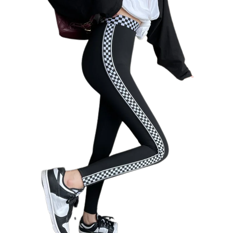 Черно-белые клетчатые кожаные леггинсы с акулами для женщин осень 2021 модные облегающие спортивные брюки 
Черно-белые клетчатые кожаные леггинсы с акулами для женщин осень 2021 модные облегающие спортивные брюки