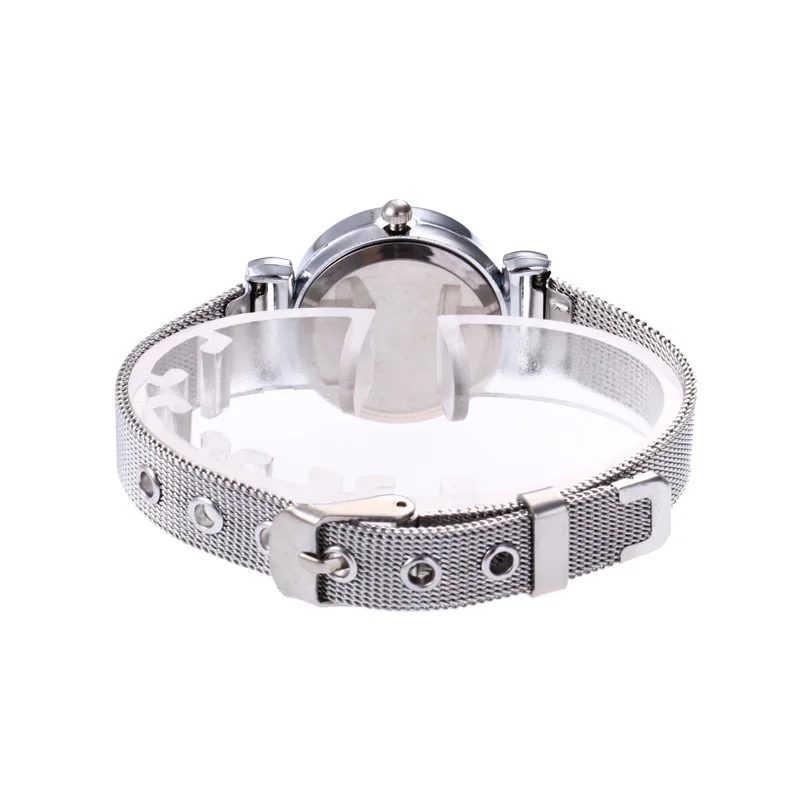 relogio Top Luxury Ladies Quartz Watch Wild Men And Women Digital Retro fashion Wrist Watches Femael Clock
relogio Top Luxury Ladies Quartz Watch Wild Men And Women Digital Retro fashion Wrist Watches Femael Clock