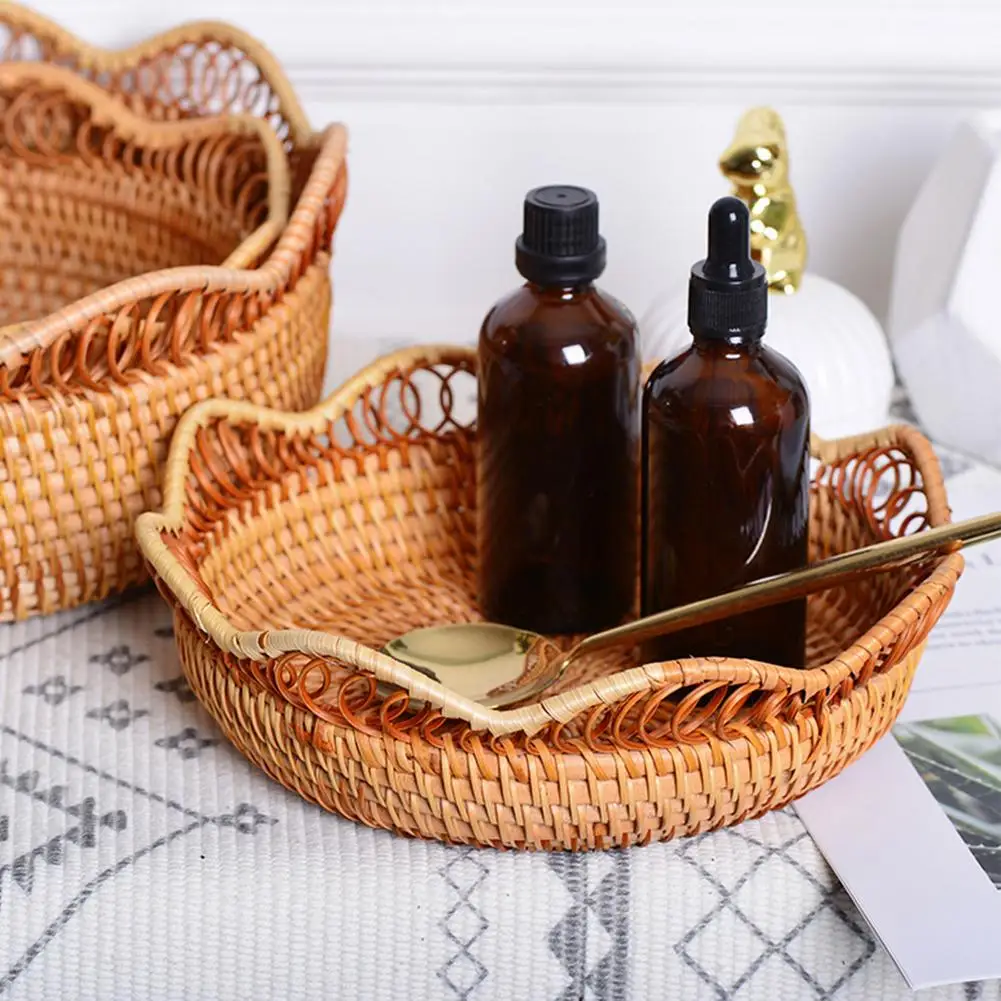 Natural Woven Wicker Fruit Basket Hollow Easy To Clean Storage Handmade Woven Organizer Container For Fruit Vegetable Sundries
Natural Woven Wicker Fruit Basket Hollow Easy To Clean Storage Handmade Woven Organizer Container For Fruit Vegetable Sundries