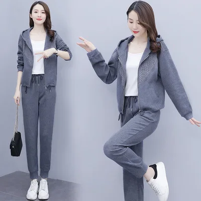 Leisure 2 Piece Set Women Two Piece Set Top And Pants Casual Korean Tracksuit Women's Tracksuits Ensemble Femme Survetement
Leisure 2 Piece Set Women Two Piece Set Top And Pants Casual Korean Tracksuit Women's Tracksuits Ensemble Femme Survetement