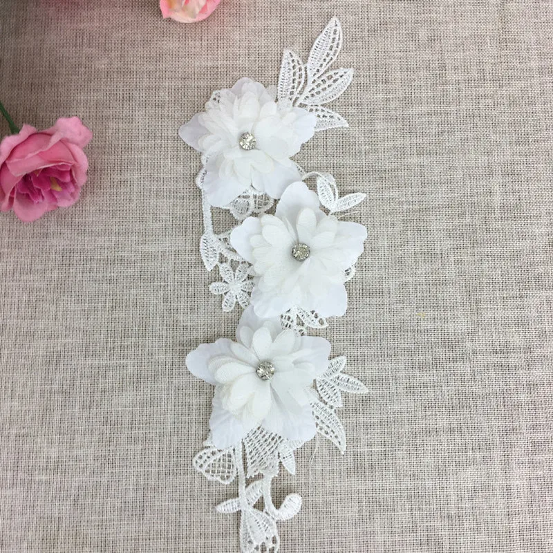 10pcs/lot 3D handmade beaded water soluble lace Embroidery Patch Applique Lace Wedding Dress DIY Cloth Decoration
10pcs/lot 3D handmade beaded water soluble lace Embroidery Patch Applique Lace Wedding Dress DIY Cloth Decoration