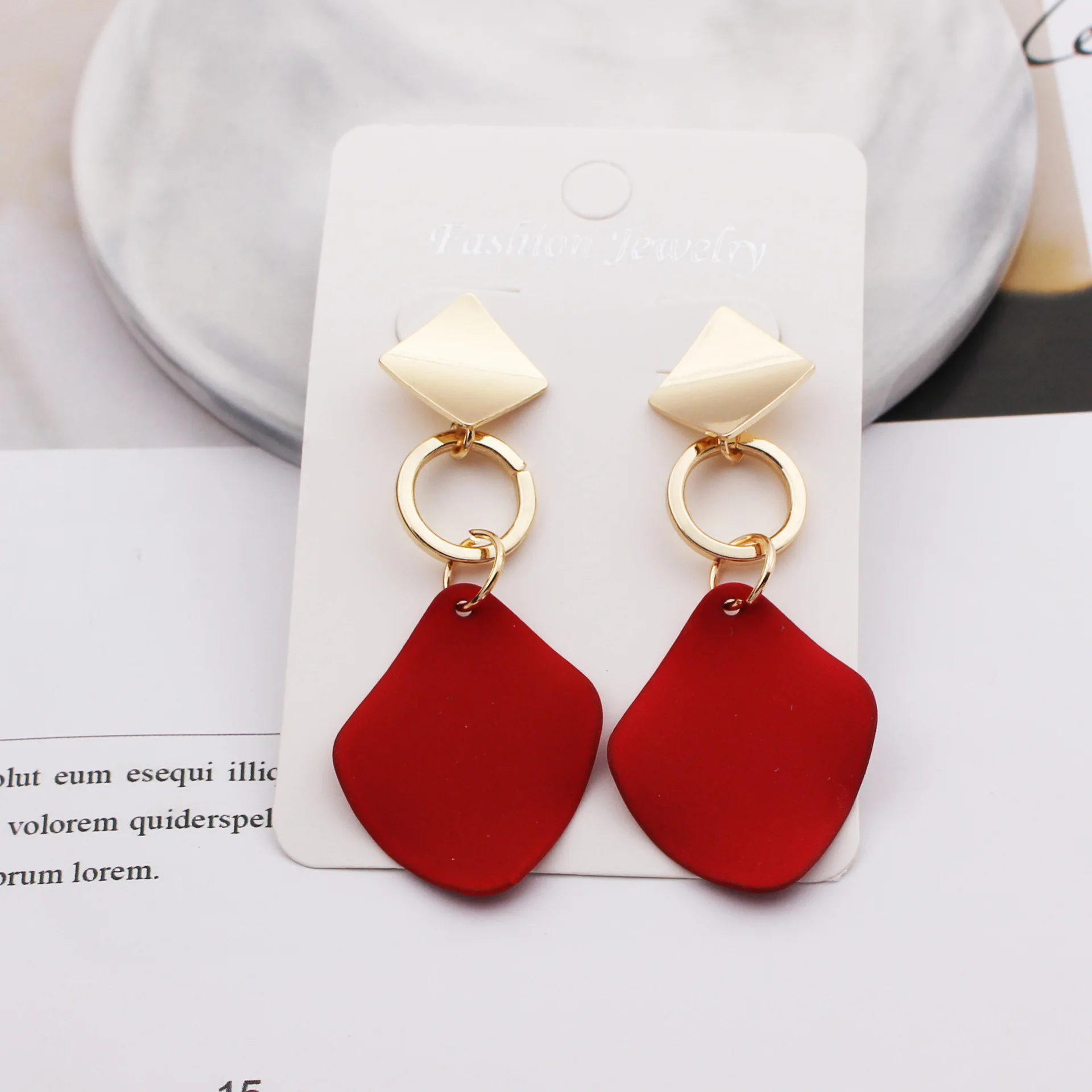 2020 New Fashion Statement Geometric Drop Earrings for Women gold Punk Metal Earring Trendy irregular Jewelry Green White Red
2020 New Fashion Statement Geometric Drop Earrings for Women gold Punk Metal Earring Trendy irregular Jewelry Green White Red