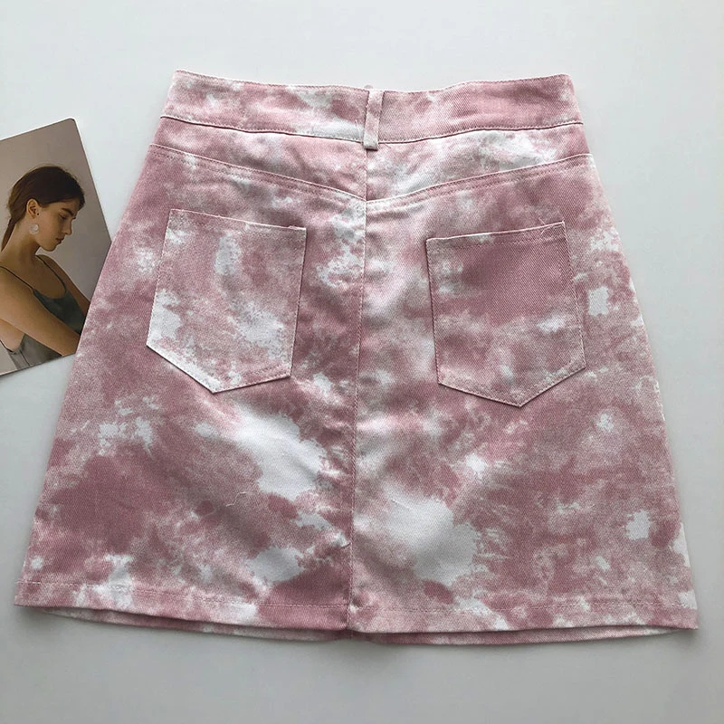 Women Skirts Mini High-waisted girl harajuku y2k clothes Tie dye korean fashion Hip hop vintage Summer dropshipping streetwear
Women Skirts Mini High-waisted girl harajuku y2k clothes Tie dye korean fashion Hip hop vintage Summer dropshipping streetwear