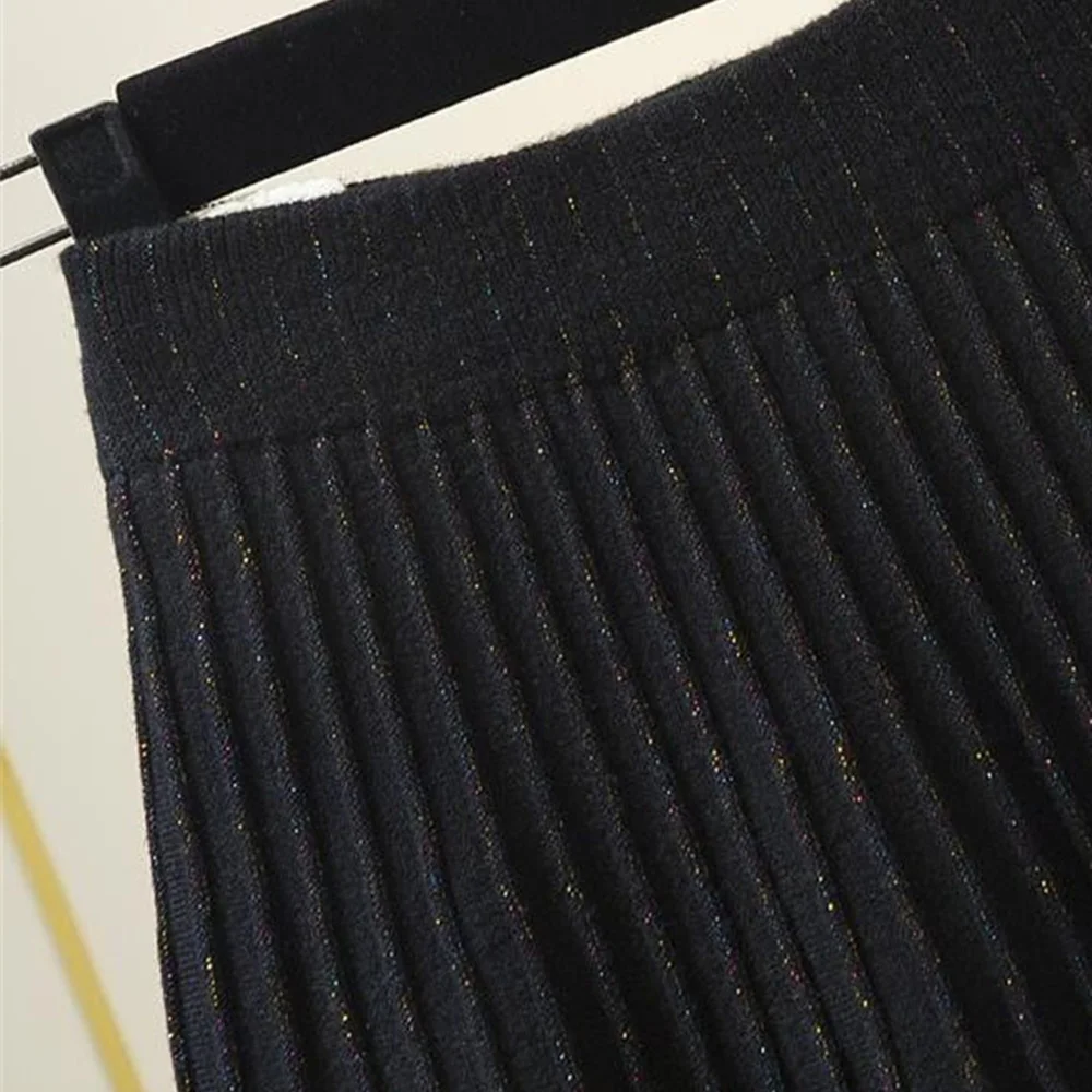 2020 knitted half-length skirt women's autumn and winter new positive and negative two-wear mesh skirt pleated skirt
2020 knitted half-length skirt women's autumn and winter new positive and negative two-wear mesh skirt pleated skirt