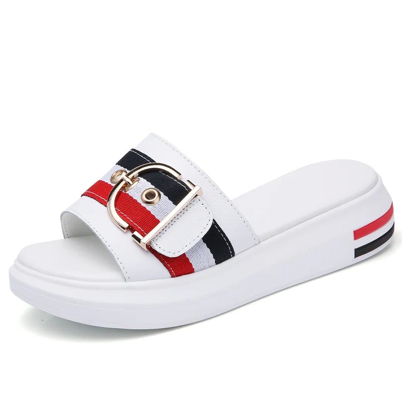 Ladies Slippers Summer Leather Women'S Fashion Sandals And Slippers Outdoor Leisure Word Rubber Flat Shoes Size 35-40 Wholesale
Ladies Slippers Summer Leather Women'S Fashion Sandals And Slippers Outdoor Leisure Word Rubber Flat Shoes Size 35-40 Wholesale