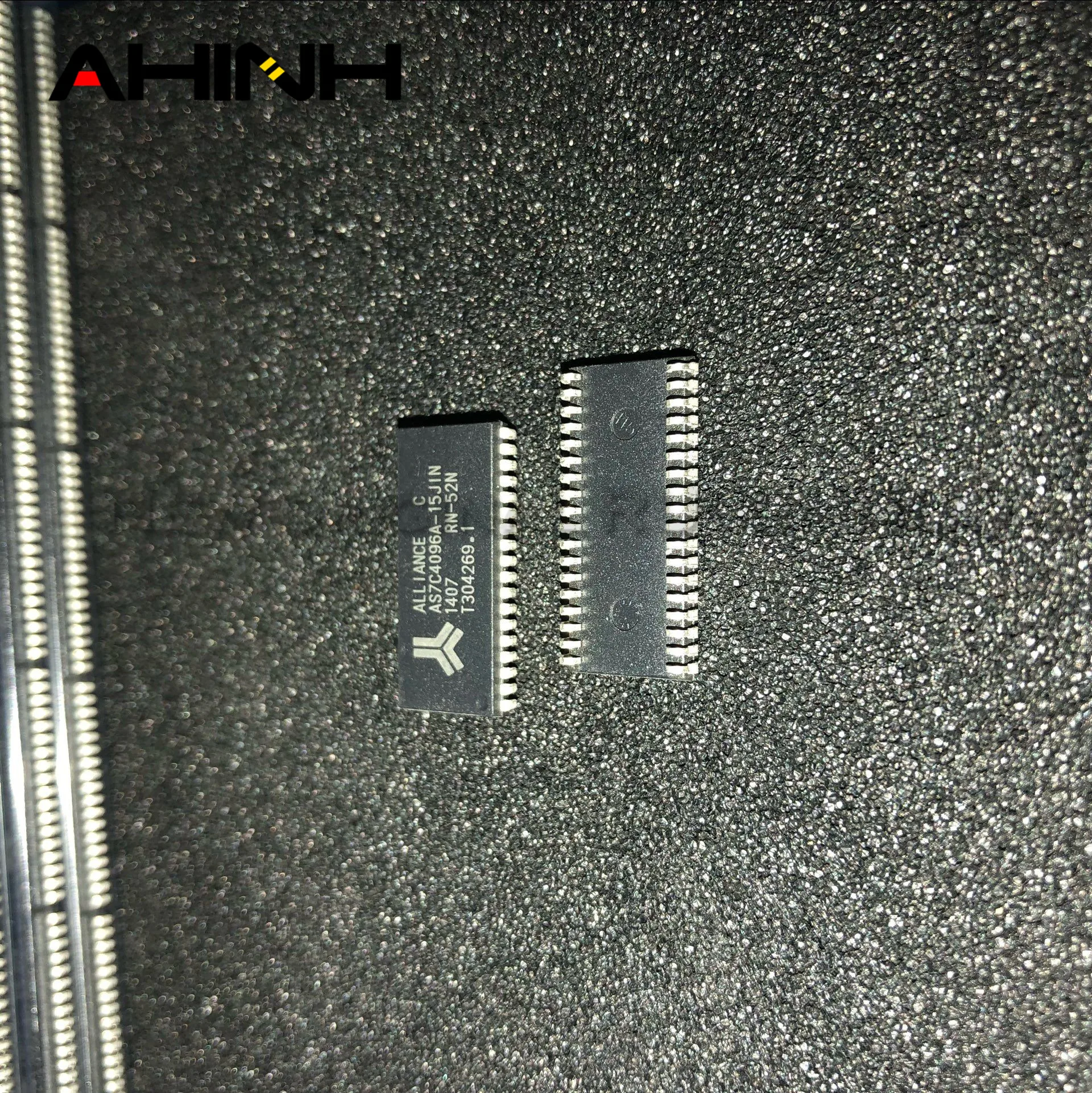 Chip IC integrado 5 piezas AS7C4096A-15JIN plplcc nuevo original
Chip IC integrado 5 piezas AS7C4096A-15JIN plplcc nuevo original