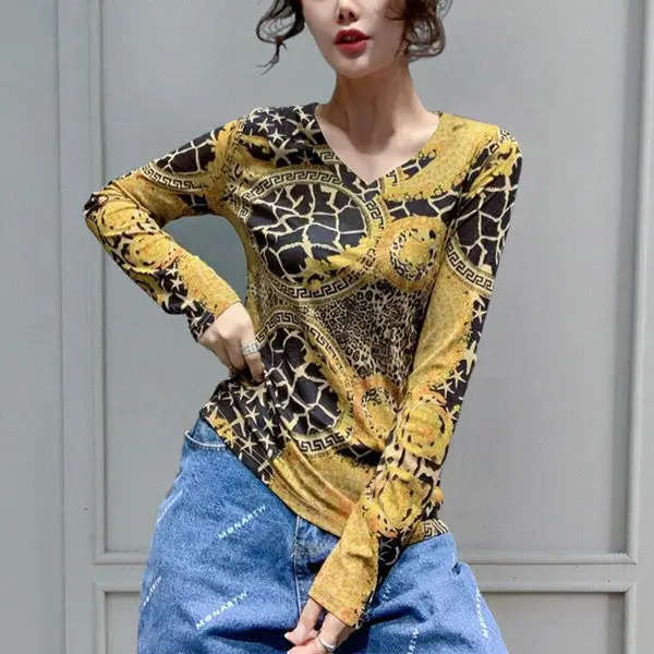 Thin base shirt women's spring and autumn winter Korean style long sleeve T-shirt
Thin base shirt women's spring and autumn winter Korean style long sleeve T-shirt