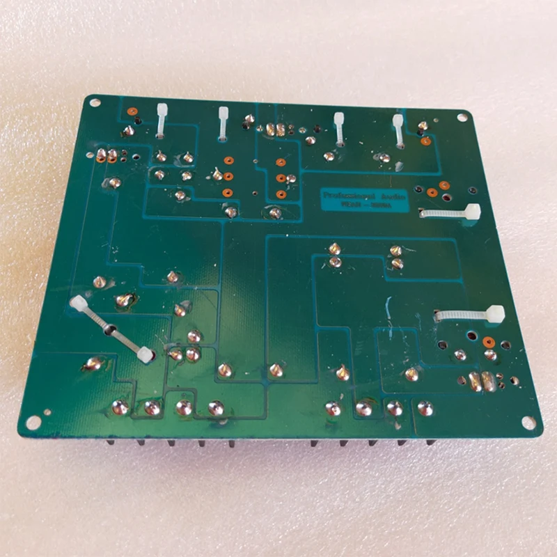 350W 3 Ways Frequency Divider Board KTV Stage Speaker Crossover Audio Treble Mediant Bass 3 Way Crossover Divider
350W 3 Ways Frequency Divider Board KTV Stage Speaker Crossover Audio Treble Mediant Bass 3 Way Crossover Divider