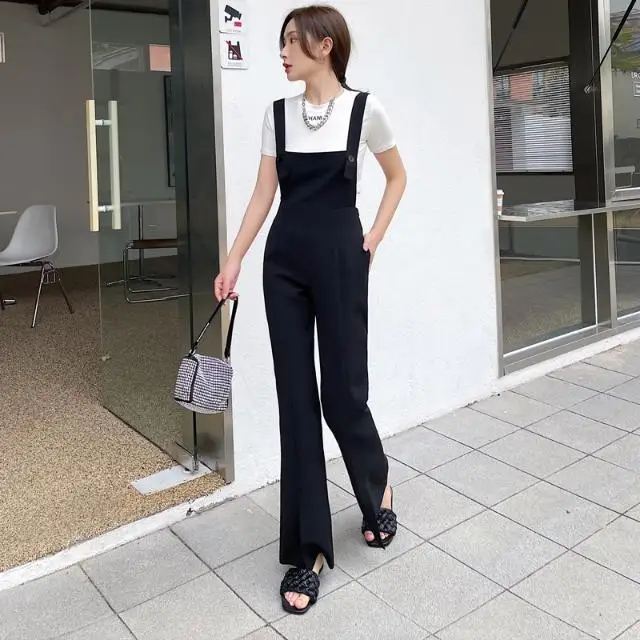 Suspender Pants 2021 New Leisure Wide Leg Pants Women's High Waist Black Suspender Jumpsuit Women's Summer Split Flared Pants
Suspender Pants 2021 New Leisure Wide Leg Pants Women's High Waist Black Suspender Jumpsuit Women's Summer Split Flared Pants