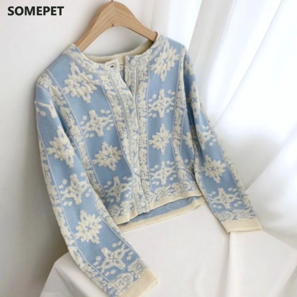 Autumn Stereoscopic Floral Korean Cardigans Sweaters Women Long Sleeve Single-breasted Tops Vintage Elegant Ladies Cardigan
Autumn Stereoscopic Floral Korean Cardigans Sweaters Women Long Sleeve Single-breasted Tops Vintage Elegant Ladies Cardigan