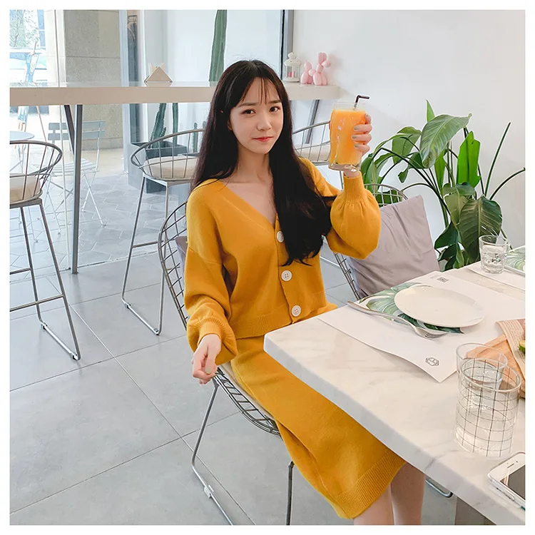 Women's knitted cardigan women's sweater set new style two-piece elastic large size loose solid color sweater women 2 piece set 
Women's knitted cardigan women's sweater set new style two-piece elastic large size loose solid color sweater women 2 piece set