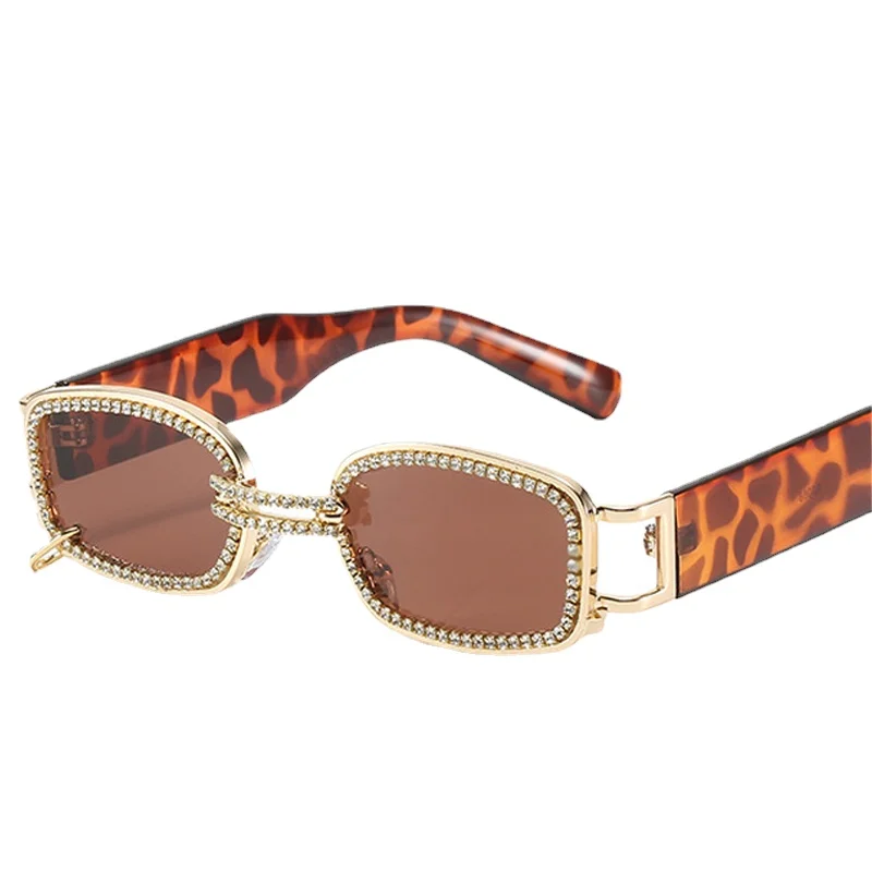 Retro Metal Punk Women Luxury Diamond Sunglasses Fashion Small Rectangle Men Sun Glasses Brand Designer Shades UV400
Retro Metal Punk Women Luxury Diamond Sunglasses Fashion Small Rectangle Men Sun Glasses Brand Designer Shades UV400
