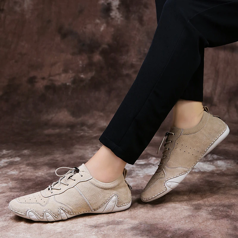 cow Leather Men shoes Sneakers Casual Slip-on Luxury Shoes Men Loafers outdoor Moccasins comfortbale Driving Shoes hombres 
cow Leather Men shoes Sneakers Casual Slip-on Luxury Shoes Men Loafers outdoor Moccasins comfortbale Driving Shoes hombres