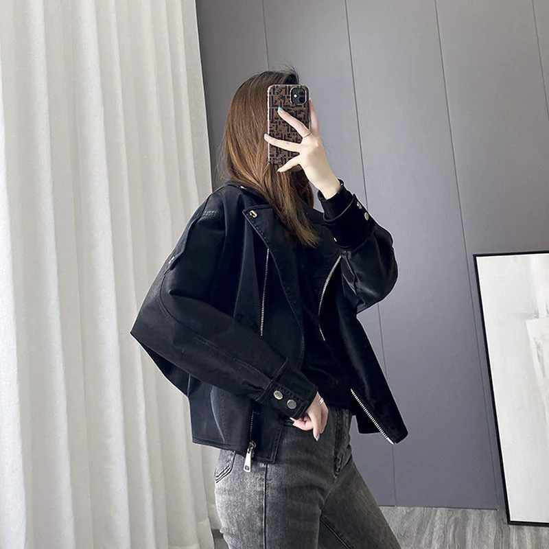 2021 Spring Black Oversized Faux PU Leather Coat Women Korean Casual Loose Long sleeve Motorcycle Biker jacket Streetwear Female
2021 Spring Black Oversized Faux PU Leather Coat Women Korean Casual Loose Long sleeve Motorcycle Biker jacket Streetwear Female