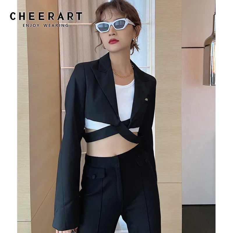 CHEERART Autumn Cropped Blazer Women Black Designer Jacket Short Blazer Fall Fashion 2020 Suit Ladies Coats
CHEERART Autumn Cropped Blazer Women Black Designer Jacket Short Blazer Fall Fashion 2020 Suit Ladies Coats