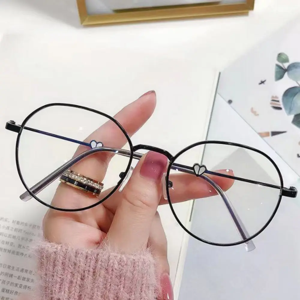 Fashion Portable Office Love Heart Oversized Eyeglasses Computer Goggles Anti-Blue Light Glasses Ultra Light Frame
Fashion Portable Office Love Heart Oversized Eyeglasses Computer Goggles Anti-Blue Light Glasses Ultra Light Frame