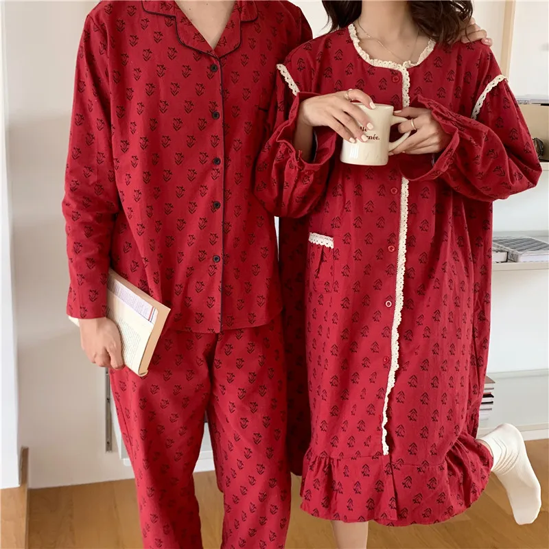 Autumn/Winter New Year Christmas Couple Pyjama Set Loose Two-piece Men Homewear Fashion Red Pijama Navidad Mujer Talla Grande
Autumn/Winter New Year Christmas Couple Pyjama Set Loose Two-piece Men Homewear Fashion Red Pijama Navidad Mujer Talla Grande
