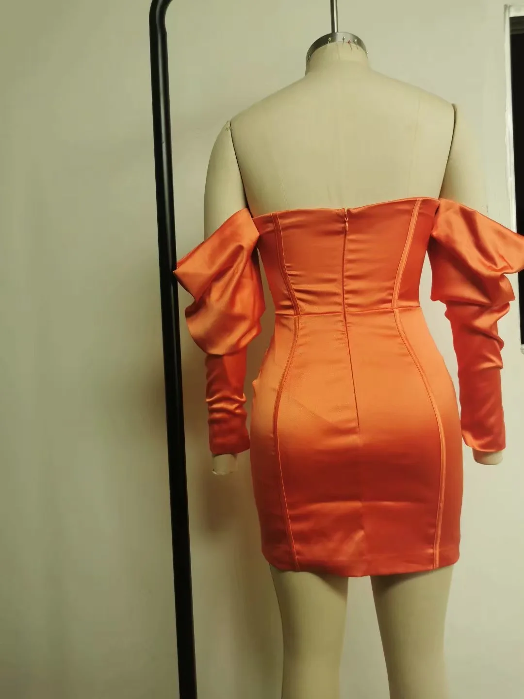 Sale New Women Sexy Fashion Long Sleeve Off the Shoulder Orange Party Dress Elegant Celebrity Lace Prom Cocktail Bodycon Dress
Sale New Women Sexy Fashion Long Sleeve Off the Shoulder Orange Party Dress Elegant Celebrity Lace Prom Cocktail Bodycon Dress
