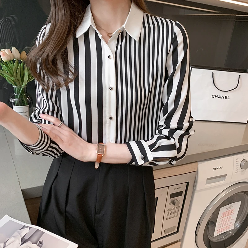 New Striped Chiffon Women's Long Sleeve Blouse shirt Office Lady Women Blouse Female Chiffon 2021 Autumn ladies Tops 663B
New Striped Chiffon Women's Long Sleeve Blouse shirt Office Lady Women Blouse Female Chiffon 2021 Autumn ladies Tops 663B