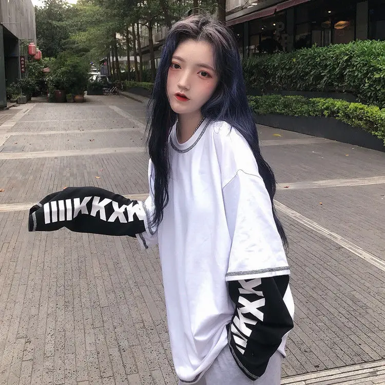 Autumn 2021 New Personality Street Ins Harajuku Style Loose Fake Two-piece Long-sleeved T-shirt Female Student Top Woman Tshirts 
Autumn 2021 New Personality Street Ins Harajuku Style Loose Fake Two-piece Long-sleeved T-shirt Female Student Top Woman Tshirts