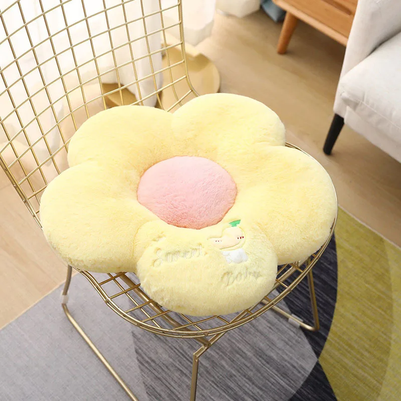 Cute 50 cm Ins Creative Flower Plush Cushion Cute Fresh Baby Plush Chair Stuffed Doll Cushion Sofa Child Lover Birthday Gift
Cute 50 cm Ins Creative Flower Plush Cushion Cute Fresh Baby Plush Chair Stuffed Doll Cushion Sofa Child Lover Birthday Gift