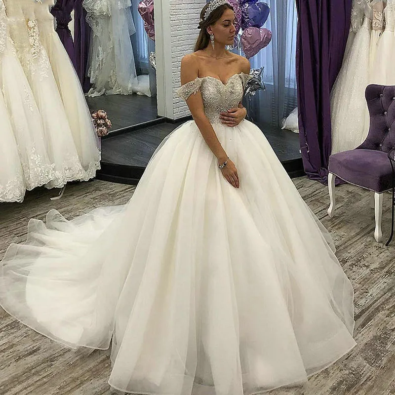 Eightree Luxury Arabic Ball Gown Boho Wedding Dresses Off Shoulder Beaded Crystal Wedding Gowns Tulle Chapel Train Princess
Eightree Luxury Arabic Ball Gown Boho Wedding Dresses Off Shoulder Beaded Crystal Wedding Gowns Tulle Chapel Train Princess