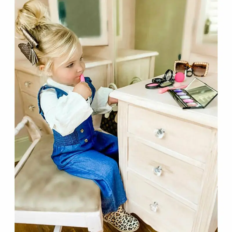 2020 Newborn Girl Flare Sleeve white Top Fly Sleeve Strap Trousers Jeans Pants 2 pcs long sleeve outfit Clothes 1-6Y
2020 Newborn Girl Flare Sleeve white Top Fly Sleeve Strap Trousers Jeans Pants 2 pcs long sleeve outfit Clothes 1-6Y