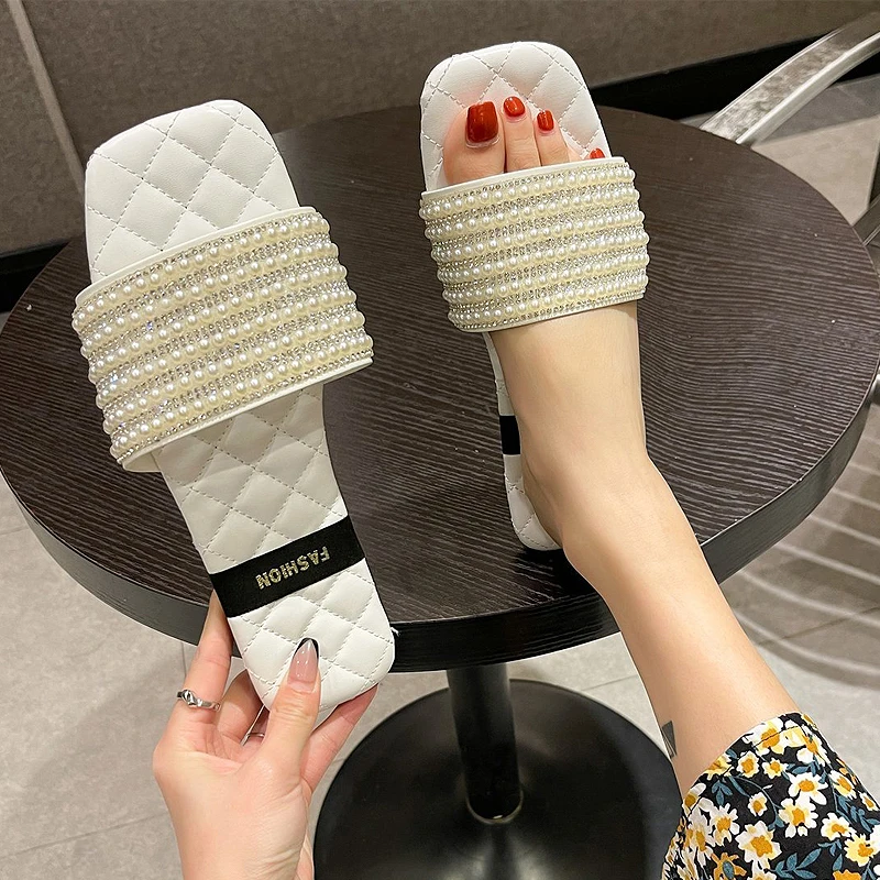 Women's Summer New String Bead Flat Sandals Slippers Female Casual Square Heel Soft-soled Slides Hot Sale Plus Size Shoes
Women's Summer New String Bead Flat Sandals Slippers Female Casual Square Heel Soft-soled Slides Hot Sale Plus Size Shoes
