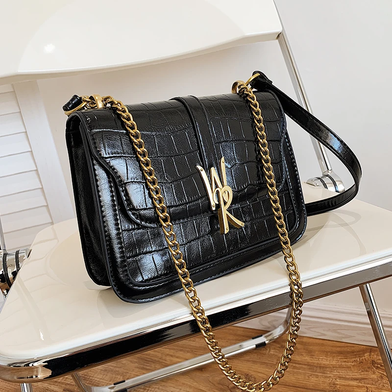 High-end Handbag Fashion Chain Crossbody Shoulder HOT Crocodile Pattern Square Bag Underarm Bag Dual-use Bag Width: 21cm
High-end Handbag Fashion Chain Crossbody Shoulder HOT Crocodile Pattern Square Bag Underarm Bag Dual-use Bag Width: 21cm