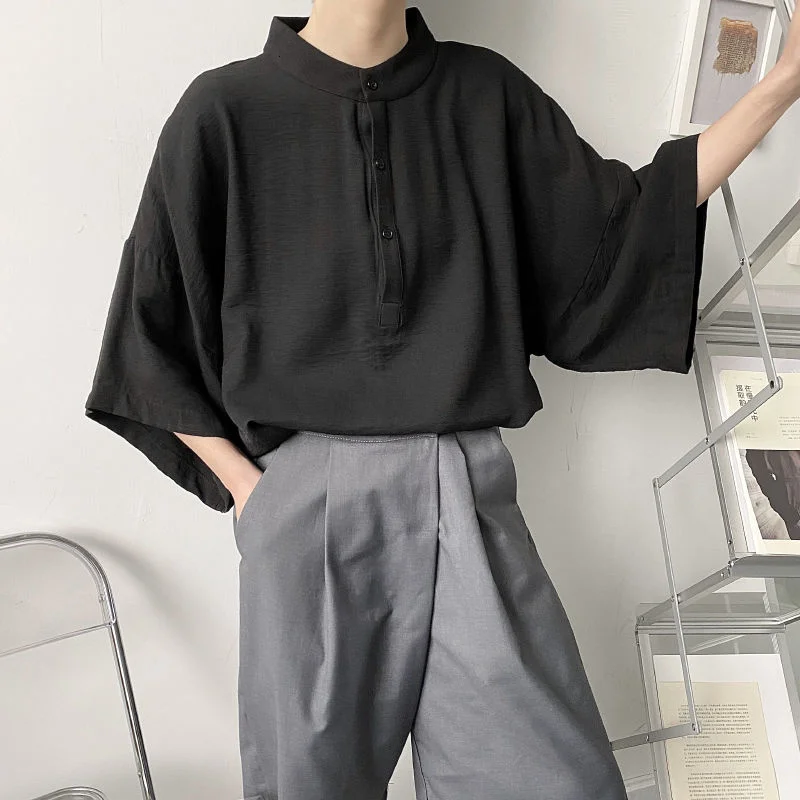 2021 Youth Stand Collar Short Sleeve Popular Loose Solid Luster Summer Shirt White Black Men's Clothing Blouse College New
2021 Youth Stand Collar Short Sleeve Popular Loose Solid Luster Summer Shirt White Black Men's Clothing Blouse College New