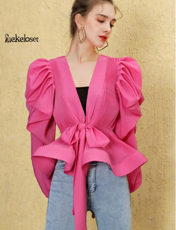 Fashion Ruffled Hem Summer Lace Up Women Blouses Deep V Collar Ladies Tops Vintage Slim Waist Loose Clothes Women Puff Sleeve
Fashion Ruffled Hem Summer Lace Up Women Blouses Deep V Collar Ladies Tops Vintage Slim Waist Loose Clothes Women Puff Sleeve