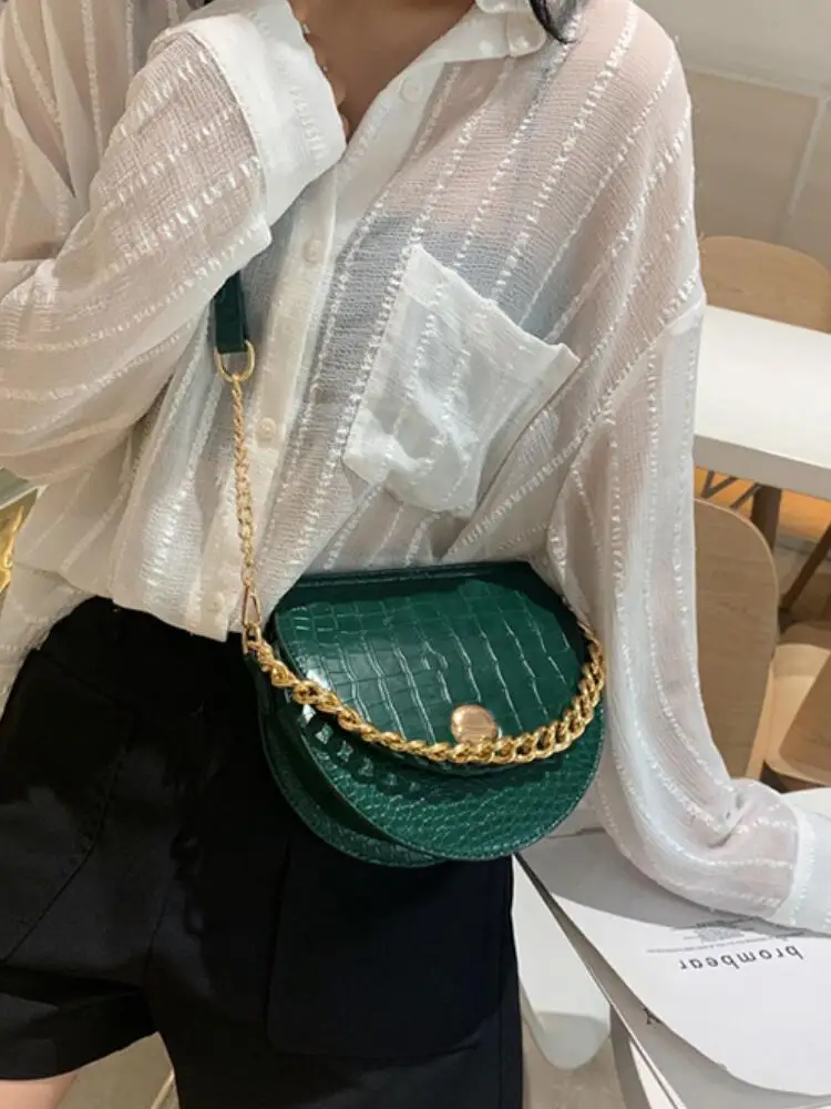 Brand Crocodile Luxury pattern Saddle bag 2021 New Quality PU Leather Women's Designer Handbag Chain Tote Shoulder Messenger Bag
Brand Crocodile Luxury pattern Saddle bag 2021 New Quality PU Leather Women's Designer Handbag Chain Tote Shoulder Messenger Bag