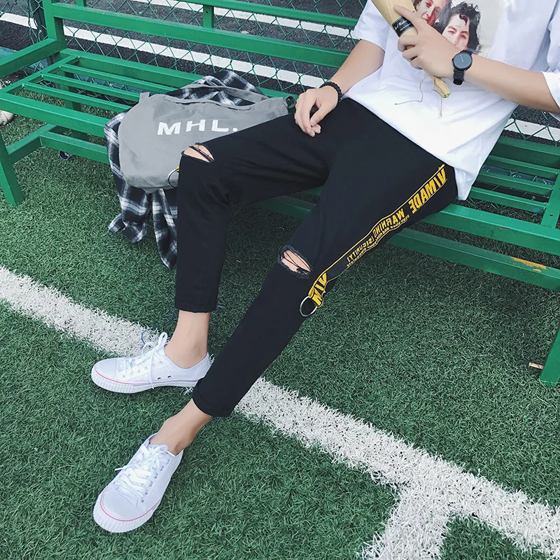 New 2020 Hong Kong style Korean Slim feet Ankle casual pants cut Hole Wild Harajuku style hip hop streetwear ribbon jeans men
New 2020 Hong Kong style Korean Slim feet Ankle casual pants cut Hole Wild Harajuku style hip hop streetwear ribbon jeans men
