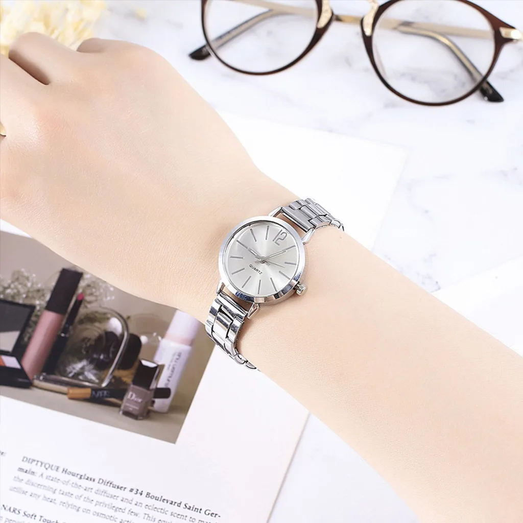 Women fashion watches 2021 Fashion Women Casual Watch Luxury low-key Alloy band Analog Quartz Wristwatch Gift to girlfriend
Women fashion watches 2021 Fashion Women Casual Watch Luxury low-key Alloy band Analog Quartz Wristwatch Gift to girlfriend