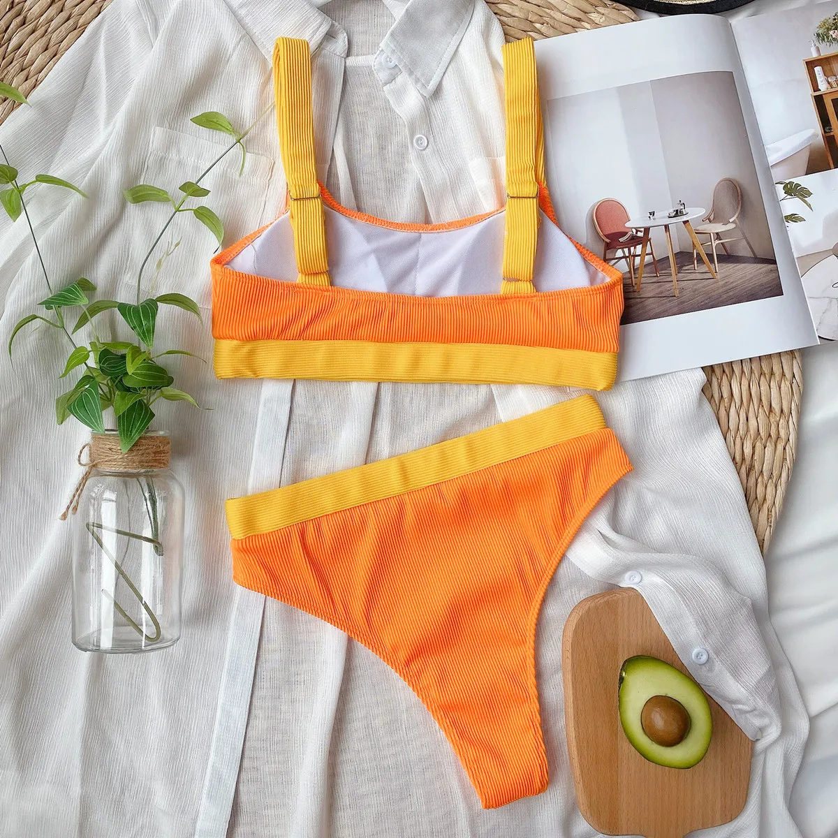 2021 new style bikini swimsuit European and American women's swimwear hot sale solid color bikini women
2021 new style bikini swimsuit European and American women's swimwear hot sale solid color bikini women