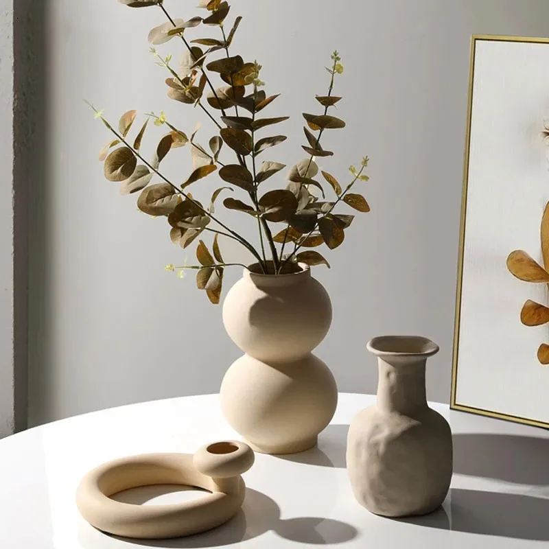 Nordic Style Ceramic Vase Ornaments Flower Arrangement Dried Flower Creative Art Home Living Room Vase Decoration
Nordic Style Ceramic Vase Ornaments Flower Arrangement Dried Flower Creative Art Home Living Room Vase Decoration