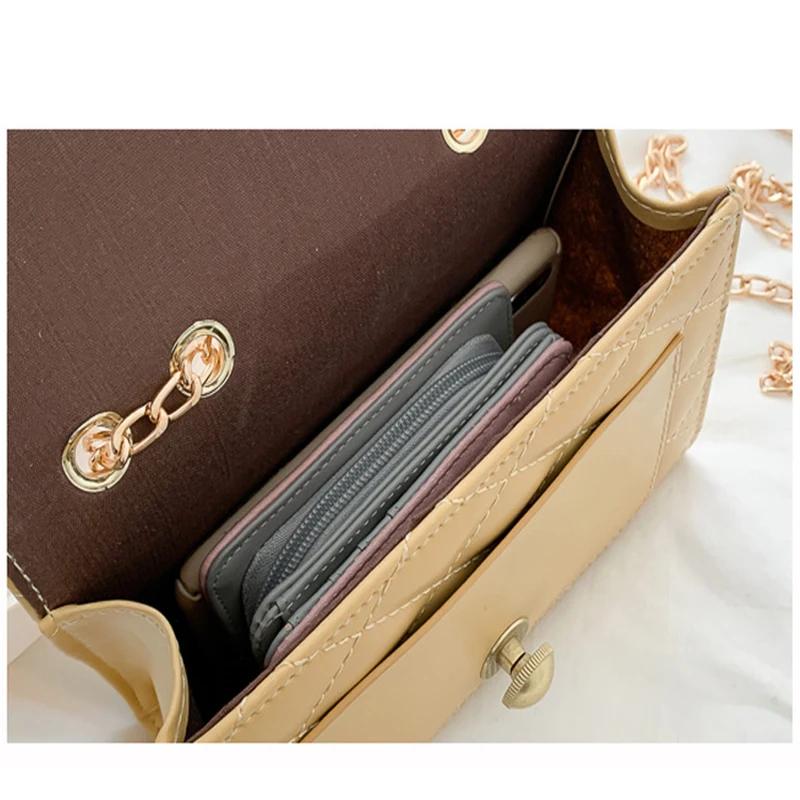 Fashion Embroidery Thread Chain Flap Messenger Bag Women Vintage Large Capacity Crossbody Casual Double Chain Shoulder Bag Black
Fashion Embroidery Thread Chain Flap Messenger Bag Women Vintage Large Capacity Crossbody Casual Double Chain Shoulder Bag Black