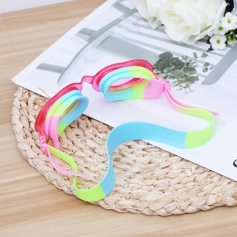 Children's Silicone Anti-fog Goggle Comfortable Fashionable Fun Won't Your Hair Easy to Use High Visibility Anti-Fog Lenses
Children's Silicone Anti-fog Goggle Comfortable Fashionable Fun Won't Your Hair Easy to Use High Visibility Anti-Fog Lenses