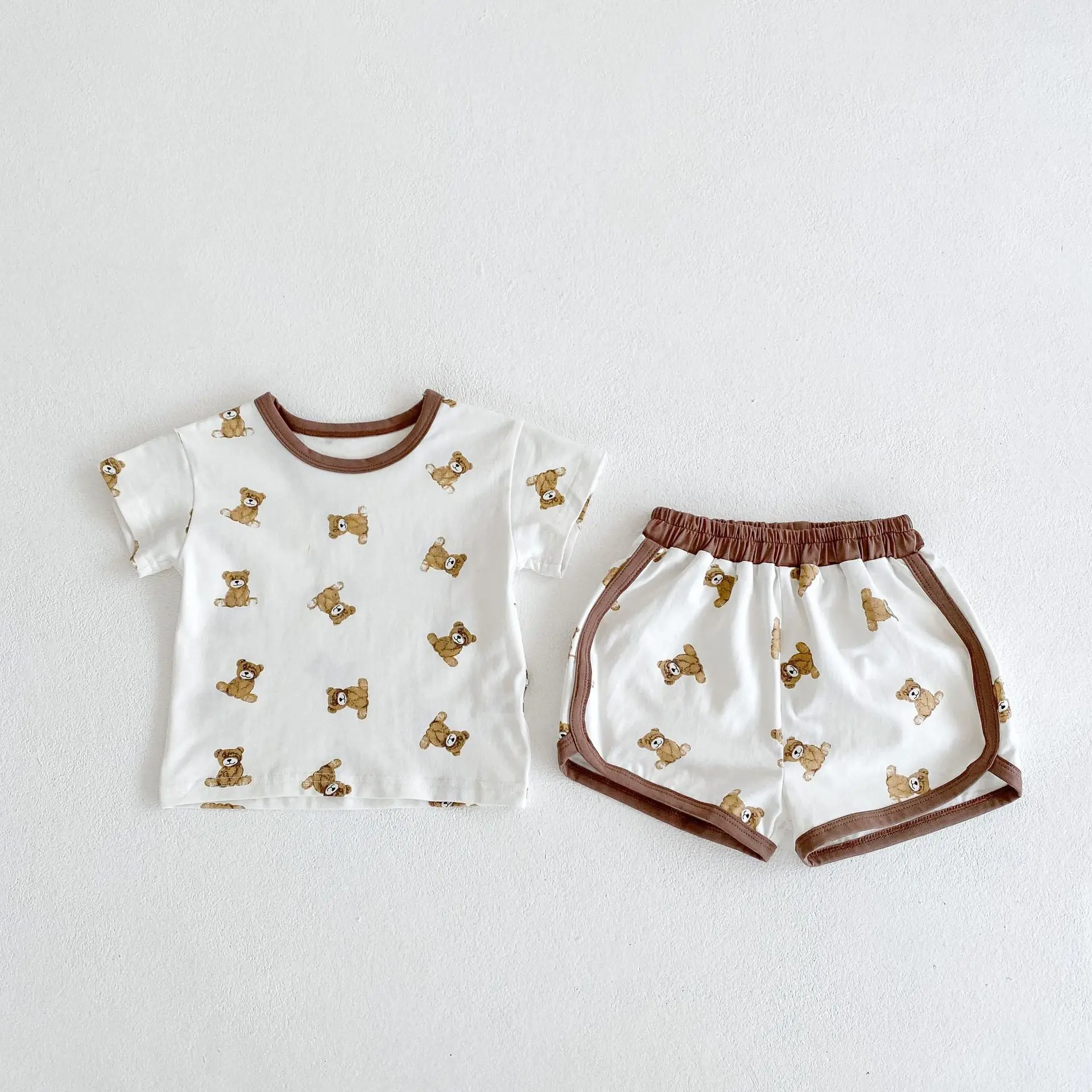 Summer Toddler Girl Cotton Clothing Sets Baby Girls Bear Print Short Sleeve T-shirt Tops+shorts 2pcs Suit Newborn Clothes Set
Summer Toddler Girl Cotton Clothing Sets Baby Girls Bear Print Short Sleeve T-shirt Tops+shorts 2pcs Suit Newborn Clothes Set