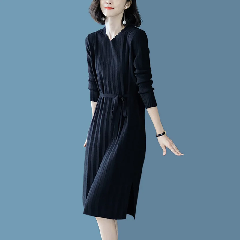 Autumn and Winter Women Black Knitted Dress V-neck Sweater Dress Fashion Slim Long Sleeve Dress Women
Autumn and Winter Women Black Knitted Dress V-neck Sweater Dress Fashion Slim Long Sleeve Dress Women