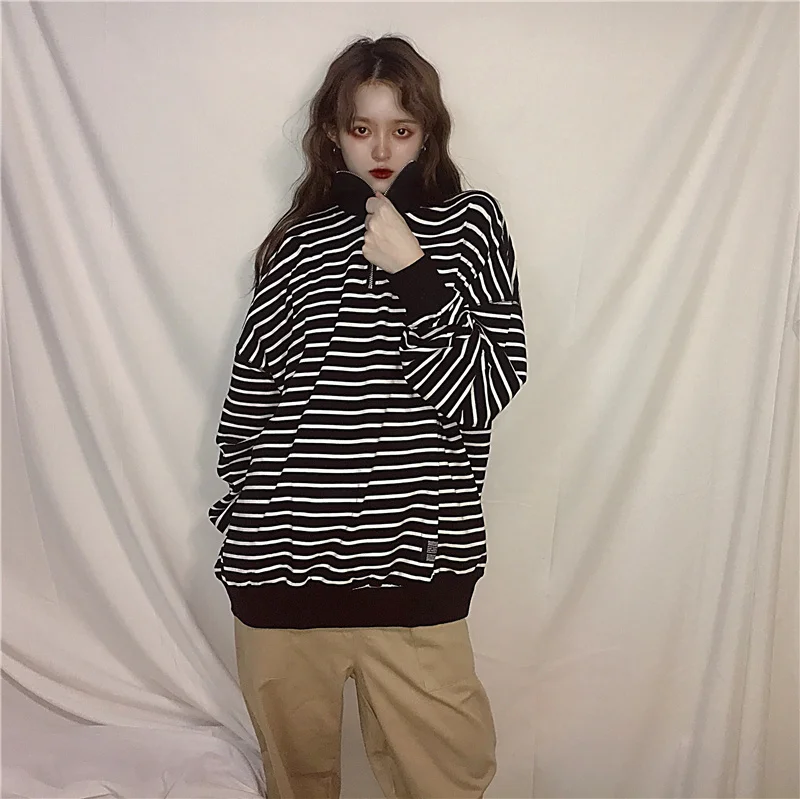 Women's Tshirts Tunic Kawaii Ladies Vintage Striped Zipper Long Sleeve T-shirt Female Ulzzang Harajuku Top for Women Casual
Women's Tshirts Tunic Kawaii Ladies Vintage Striped Zipper Long Sleeve T-shirt Female Ulzzang Harajuku Top for Women Casual