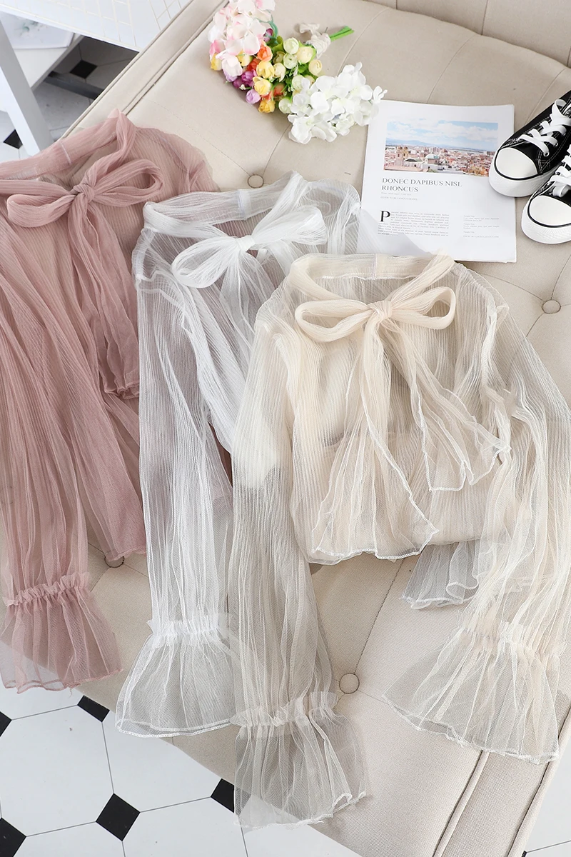 HELIAR Women Chiffon Blouse Transparent Bowknot Neck Fairy Tops 2020 Pullovers Blouse For Women Fashion Shirt
HELIAR Women Chiffon Blouse Transparent Bowknot Neck Fairy Tops 2020 Pullovers Blouse For Women Fashion Shirt