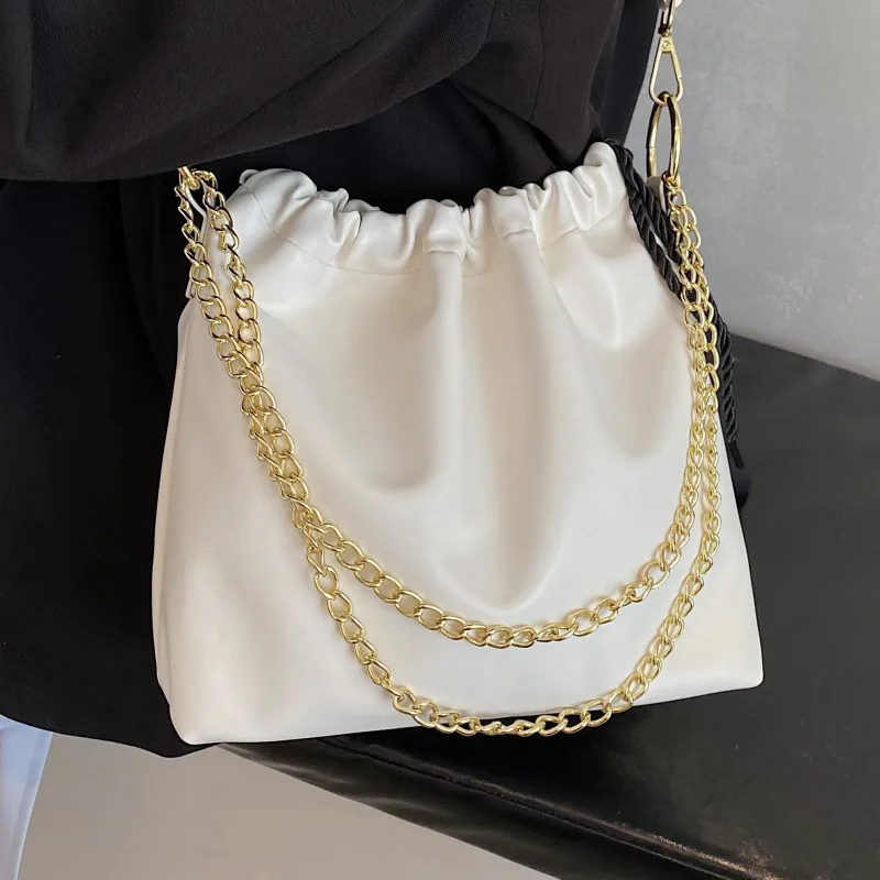 Сумка кросс-боди Женская с металлической цепочкой, роскошный плиссированный саквояж на плечо, брендовый дизайнерский чемоданчик белого цв... 
Сумка кросс-боди Женская с металлической цепочкой, роскошный плиссированный саквояж на плечо, брендовый дизайнерский чемоданчик белого цв...