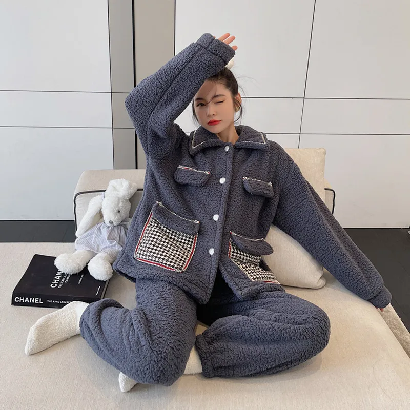 Coral Fleece Shirt&Pants Women 2PCS Pajamas Suit Casual Sleepwear Flannel Pyjamas Nightgown Winter Warm Nightwear Home Clothes
Coral Fleece Shirt&Pants Women 2PCS Pajamas Suit Casual Sleepwear Flannel Pyjamas Nightgown Winter Warm Nightwear Home Clothes