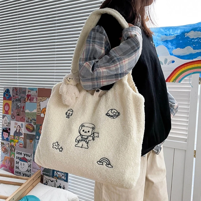 New Winter Plush Shoulder Bag Women Soft Tote Embroidery Large Capacity Shopper Shopping Bag
New Winter Plush Shoulder Bag Women Soft Tote Embroidery Large Capacity Shopper Shopping Bag